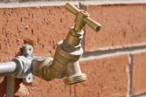 5 Best Outdoor Faucets in 2023