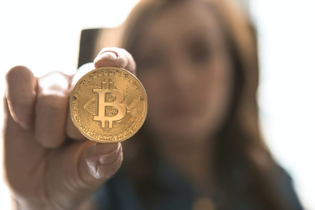 Pros and Cons of Bitcoin Payments for Small Businesses