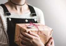 10 Unique Christmas Gift Box Ideas Anyone Would Love