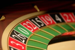 What’s the Difference Between an American and French Roulette Wheel?