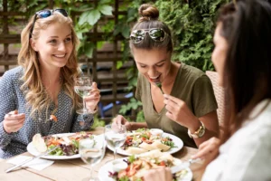 Healthy Eating Out Options That Aren’t Salad