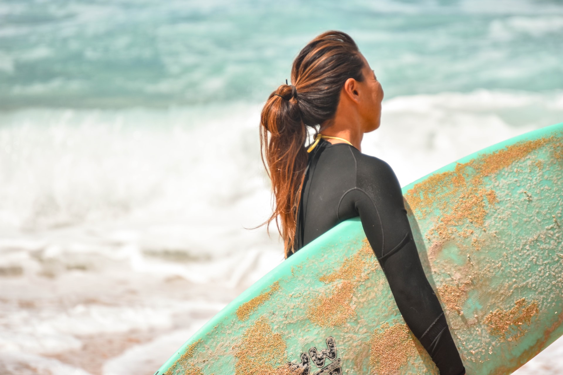 Why Do Surfers Always Wear Wetsuits?