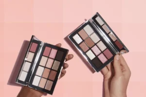 Which Eyeshadow Palette Is Best for Beginners?