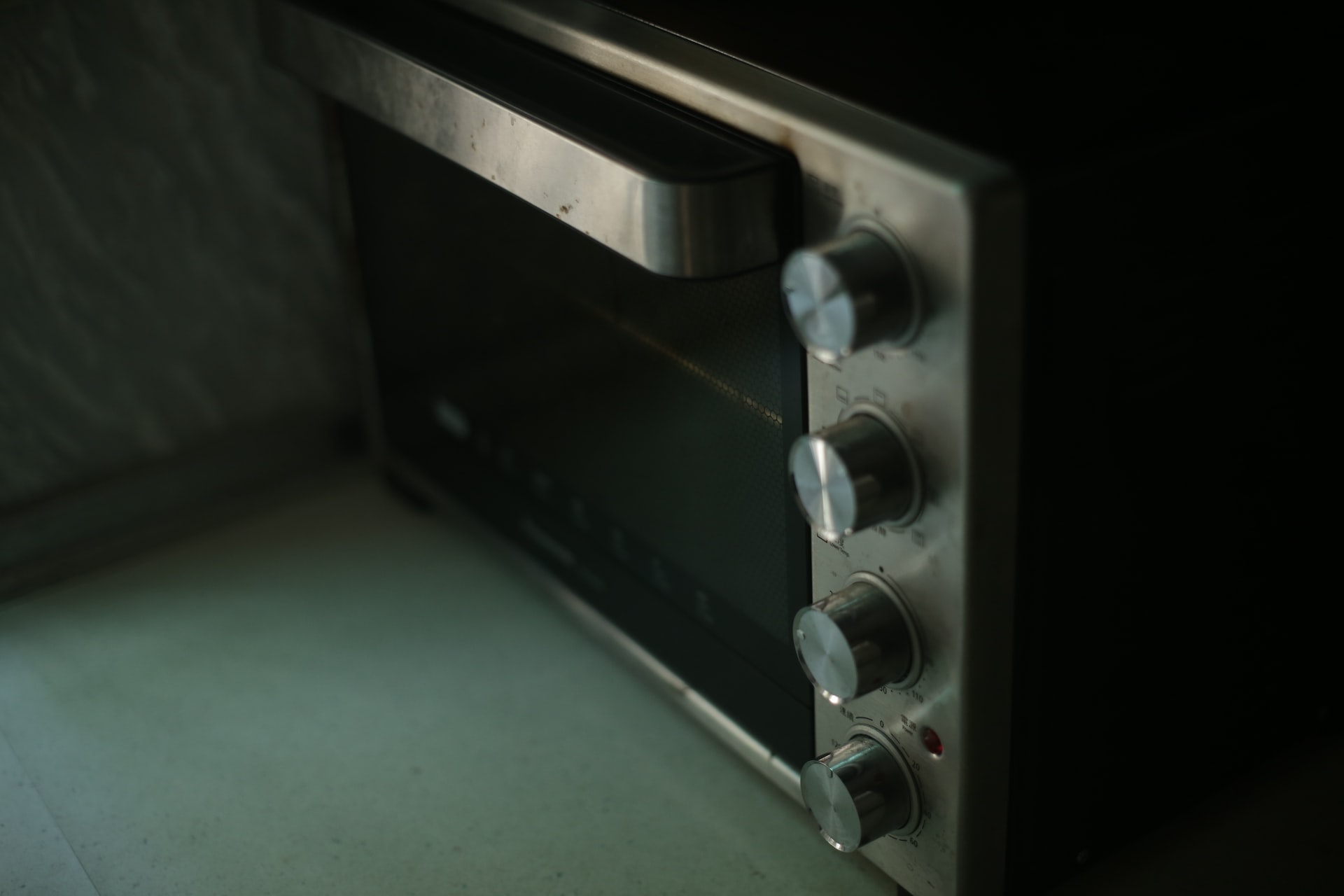 How Does the Microwave Work?