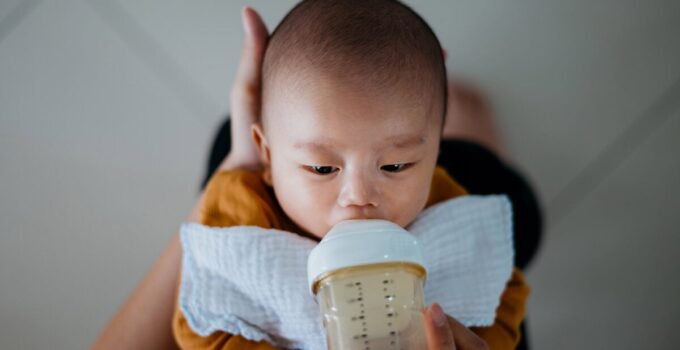 Choosing the Best Infant Formula for Your Baby 
